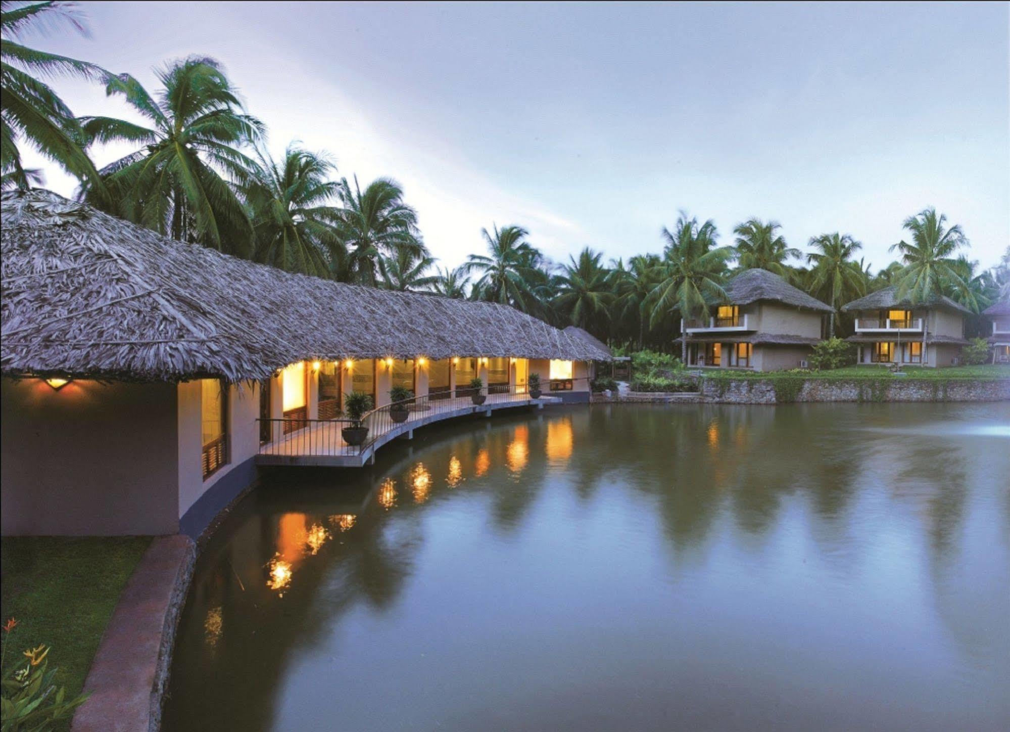 Coco Lagoon By Great Mount Pollāchi Buitenkant foto